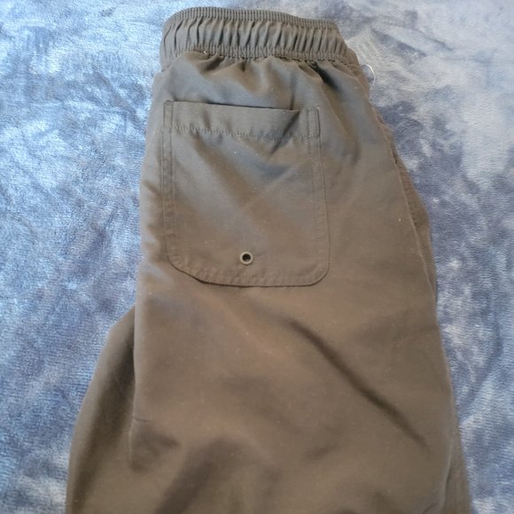 Men's Amazon Essentials swim trunks, black, M - Picture 4 of 5